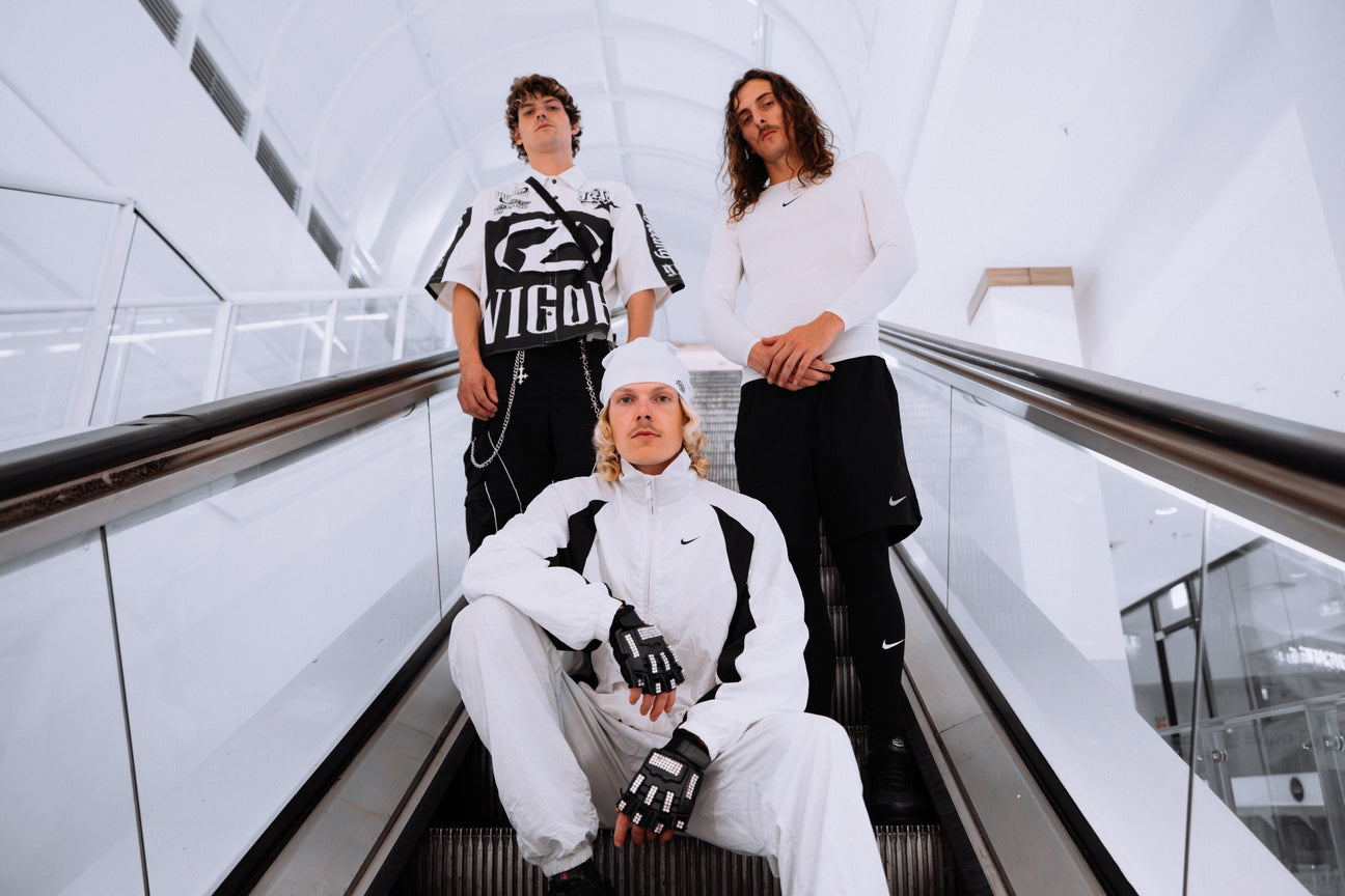 Diamond Construct Unleash New Single "Discarded"